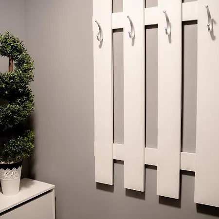 Luxury Down Town Бухарест