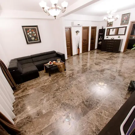 Luxury Down Town Апартаменты Бухарест