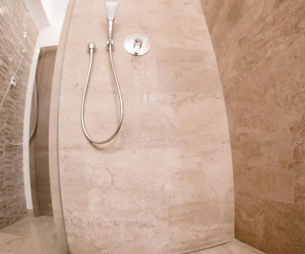 Luxury Down Town Bucureşti