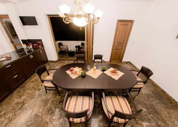 Luxury Down Town * Bucureşti