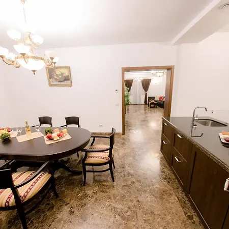 Luxury Down Town Bukurešť