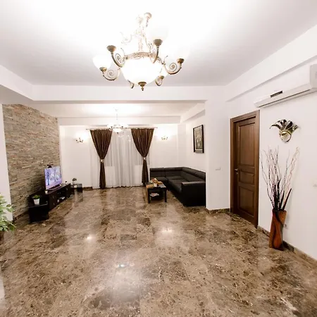 Luxury Down Town Apartmán *